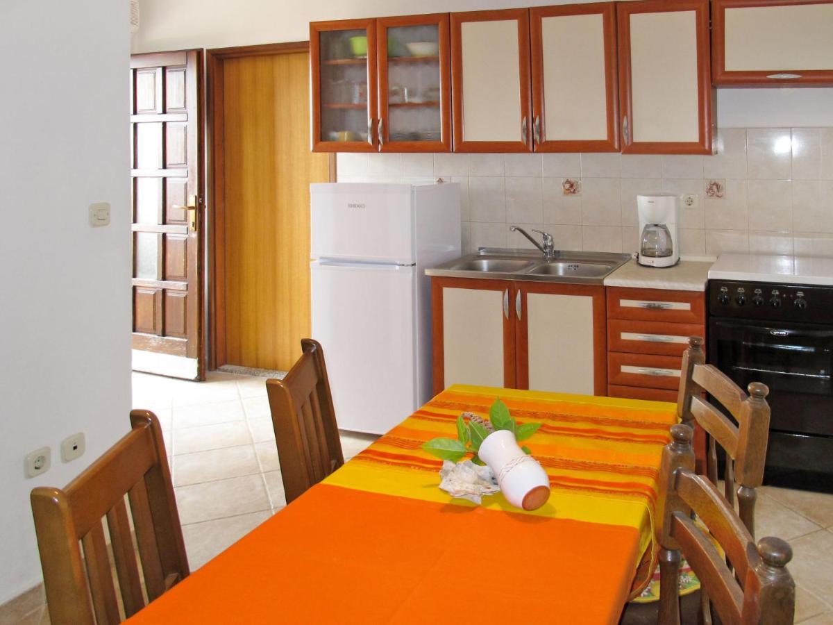 Apartment Teo - Lbn153 By Interhome ลาบิน ภายนอก รูปภาพ